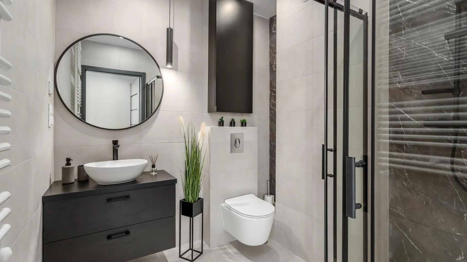 Apartment Jacuzzi Hideout - Warsaw Private Terrace - Free Parking